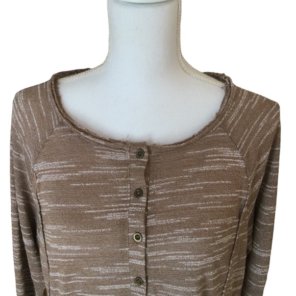 Umgee Tan Long Sleeved Tunic. Size Large - Picture 3 of 8